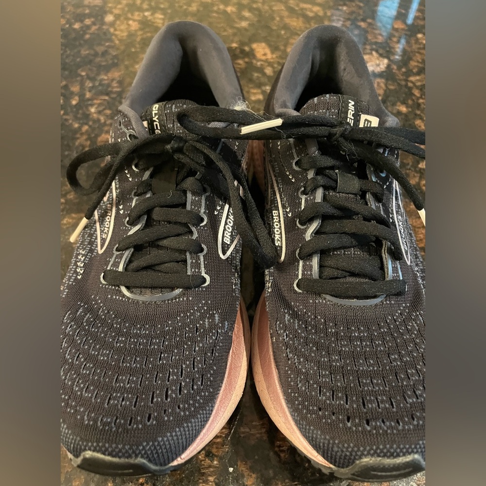 Brooks Glycerin 19 Athletic Running Shoes Women’s Size 8B Black/Pink Sneakers